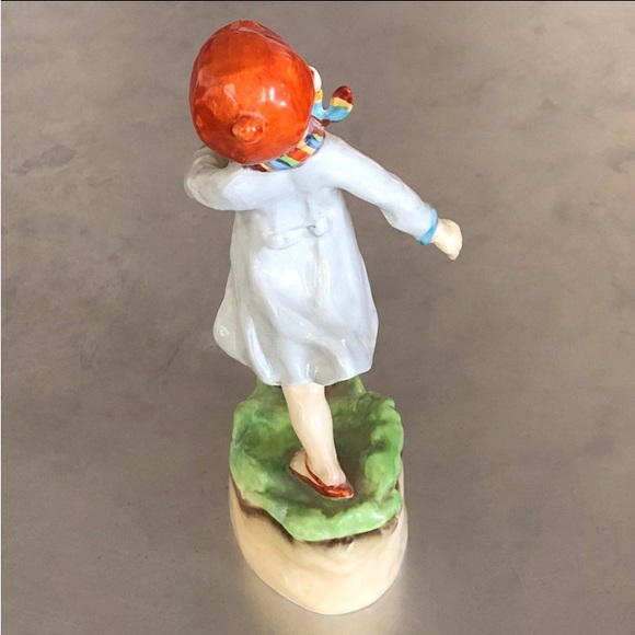 ⭐️Royal Worcester⭐️Porcelain Figurine - Picture 8 of 10